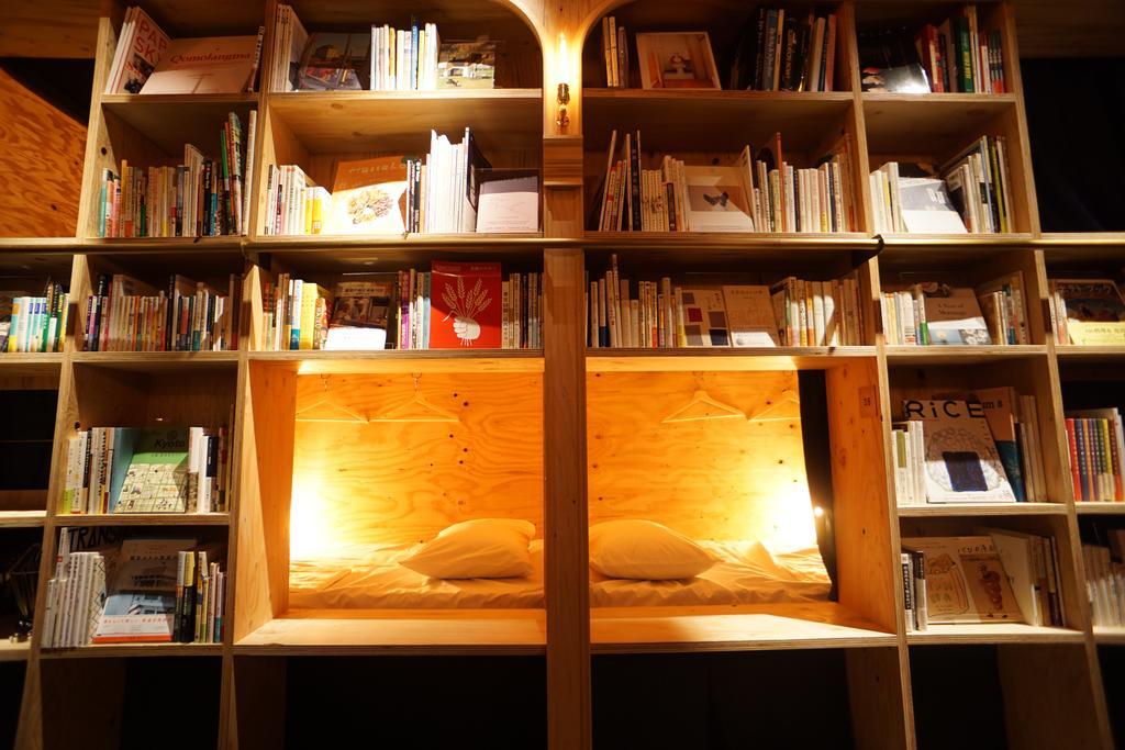 Book And Bed Tokyo Ikebukuro Tóquio Exterior foto