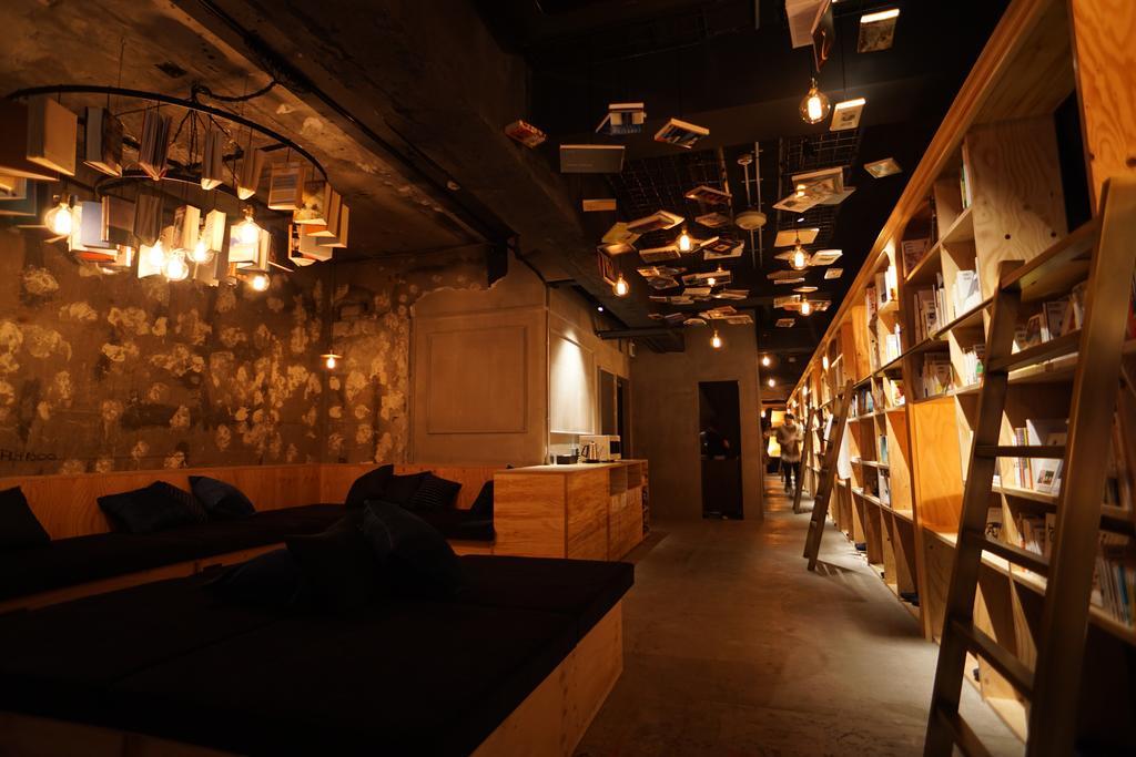 Book And Bed Tokyo Ikebukuro Tóquio Exterior foto